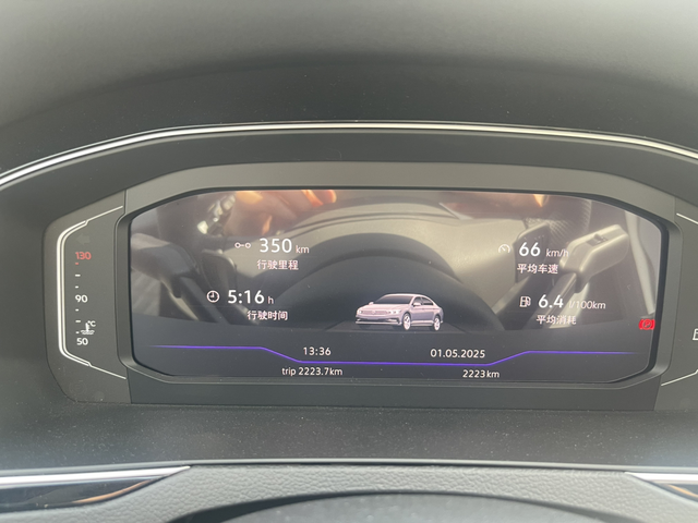 25款迈腾最不满意的地方现在已经开了3200公里，上了趟高速，单程350公里，