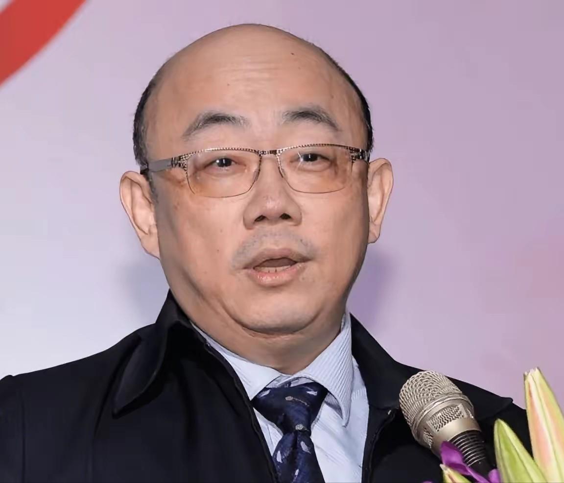矢板明夫不满郭正亮骂他是汉奸，通过媒体放话要告郭正亮诽谤，没想到郭正亮在中天新闻
