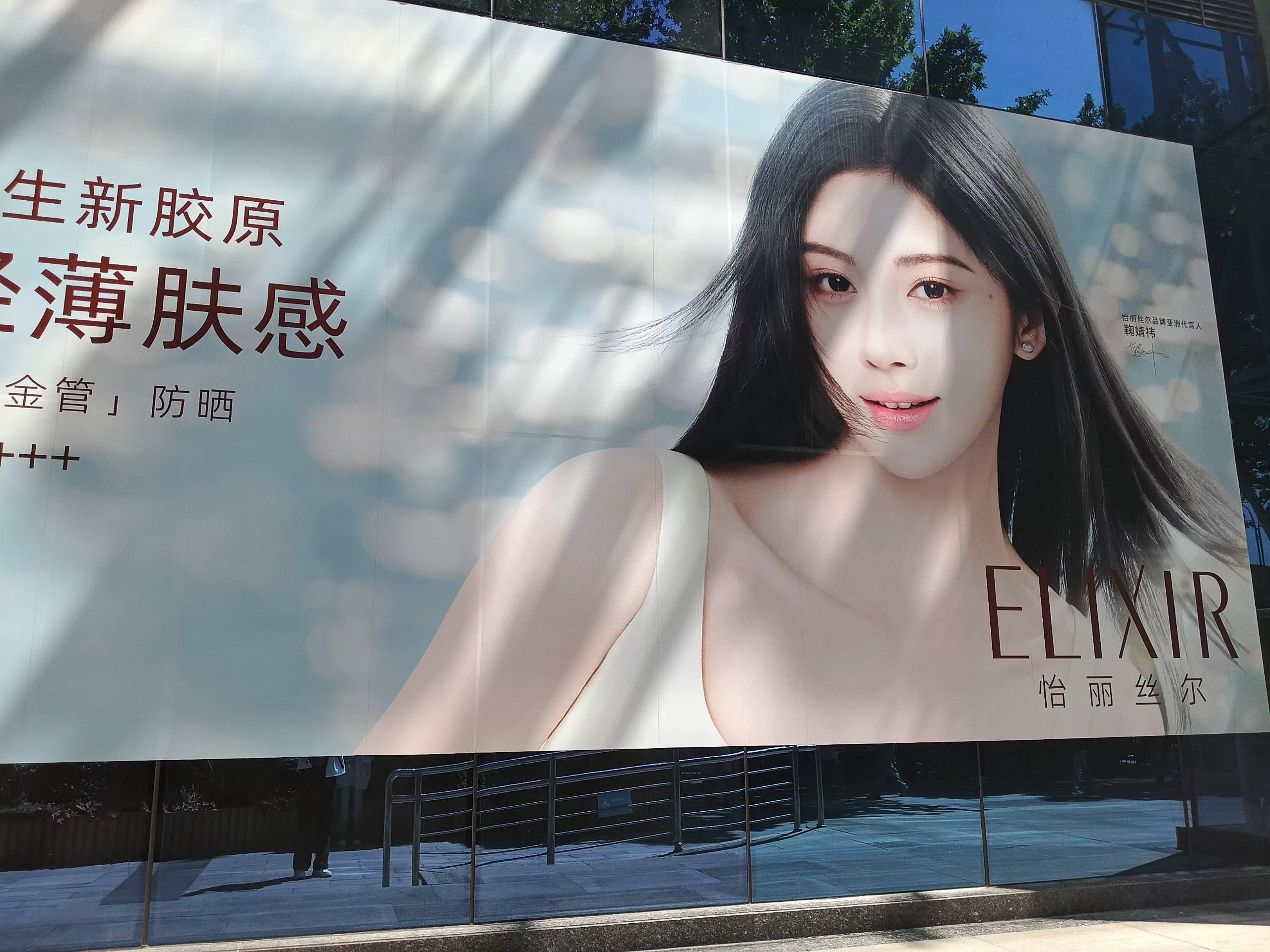 依旧被这张脸美到见到的也太幸福了