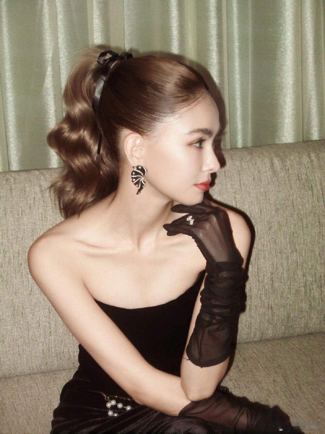 #昆凌#爱一个人就像养花一样，所以嫂子被养的越来越好​