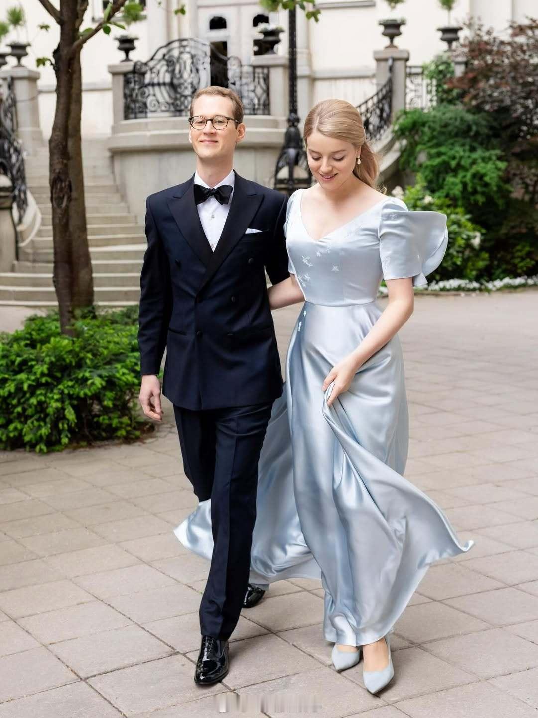 英国王室今年九月，奥格尔维夫人亚历山德拉公主的孙女FloraVesterb