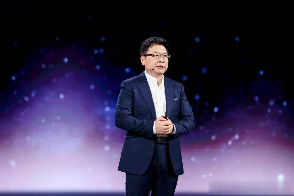 华为“四界”唯一用户之夜: 享界4154辆销冠背后的用户运营密码