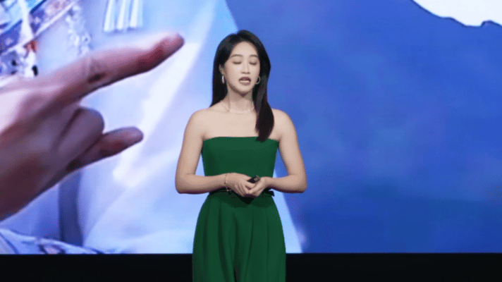 爱你老己在蓝盈莹身上具象化了蓝盈莹教会我们：人生没有白走的路，每一步都算数。用