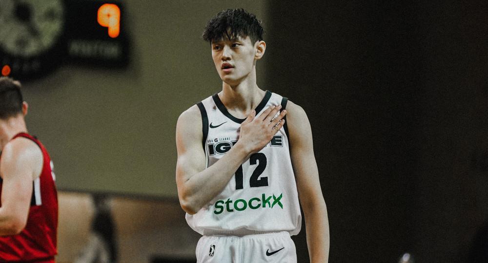曾凡博签约篮网，中国德比可能出现在NBA！自从易建联离开NBA，中国德比在这个
