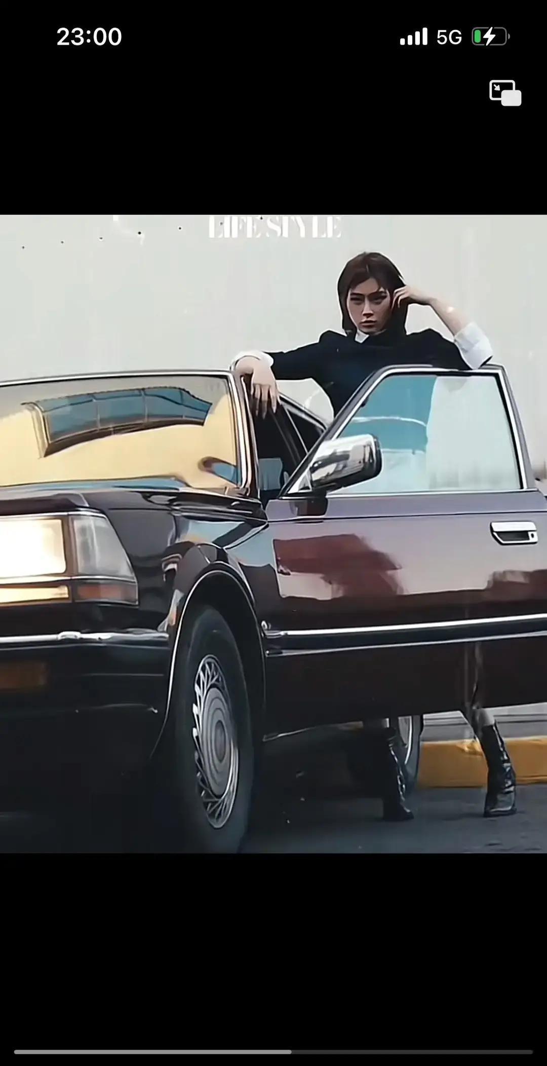 吴艳妮这姑娘，最近广告接得挺多。有人看不惯，觉得运动员就该老老实实比赛。但说实在