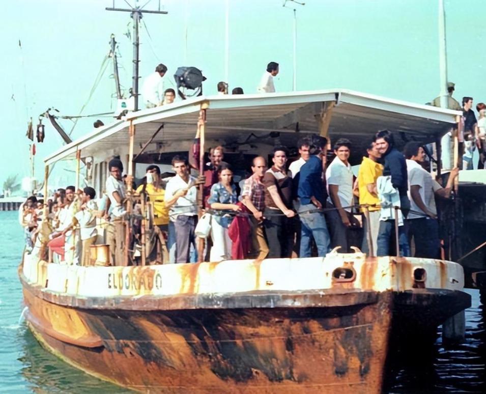 1980年，古巴的领导人卡斯特罗为了报复美国，竟然将15万名罪犯以及精神病患者送
