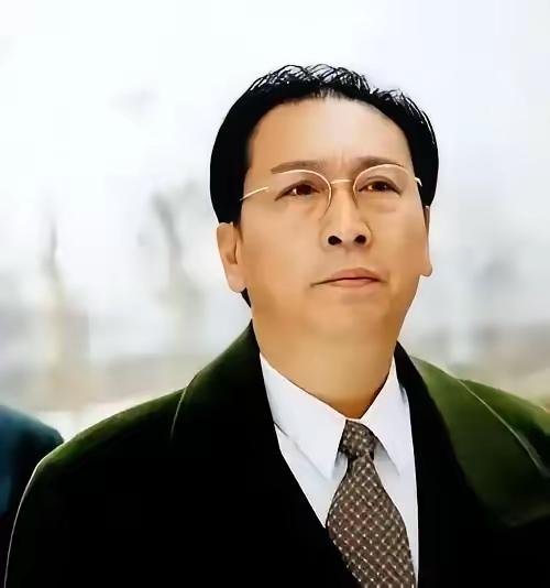 演员毕彦君说：“当年，郭宝昌导演邀请我出演《大宅门》中的白二爷，我看了这个剧本后