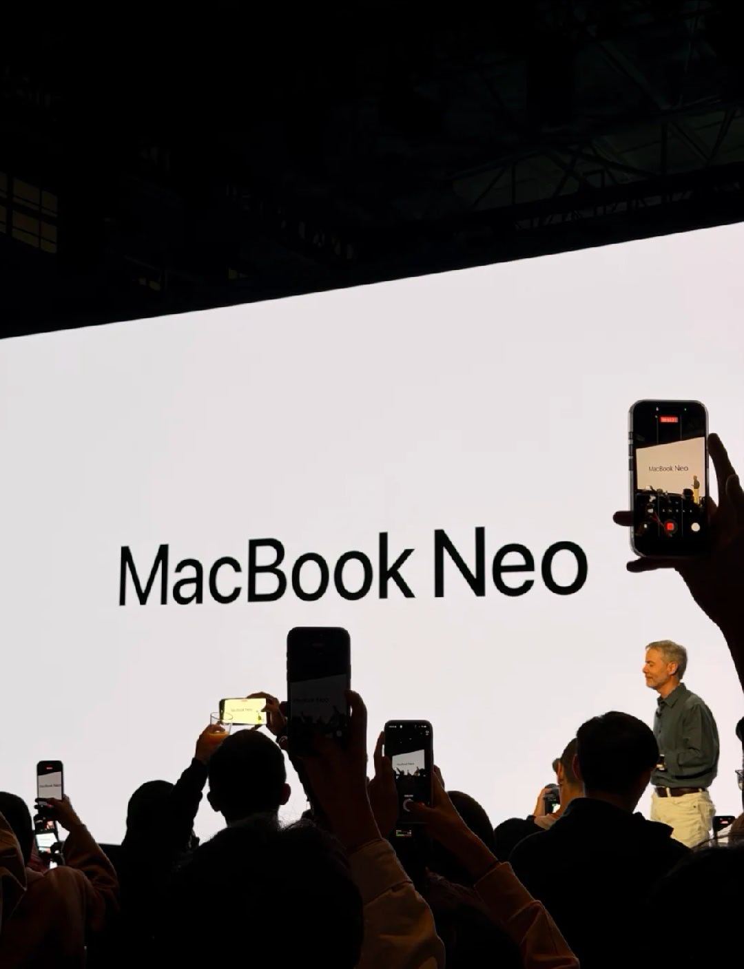 苹果入门产品哪个最香苹果最新款MacBookNeo值得一提刚发布的颜值轻薄本，