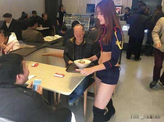 内蒙古，郭女士的丈夫突然离世，在整理丈夫遗物时，她翻看丈夫的手机时竟发现丈夫在8