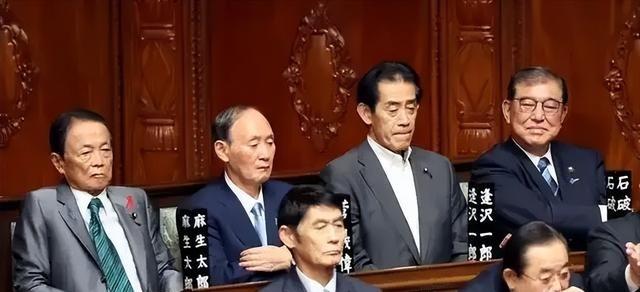 日本为何频繁更换首相和内阁,但国家却从来不乱?因为说白了,日本背后有真正的世家大