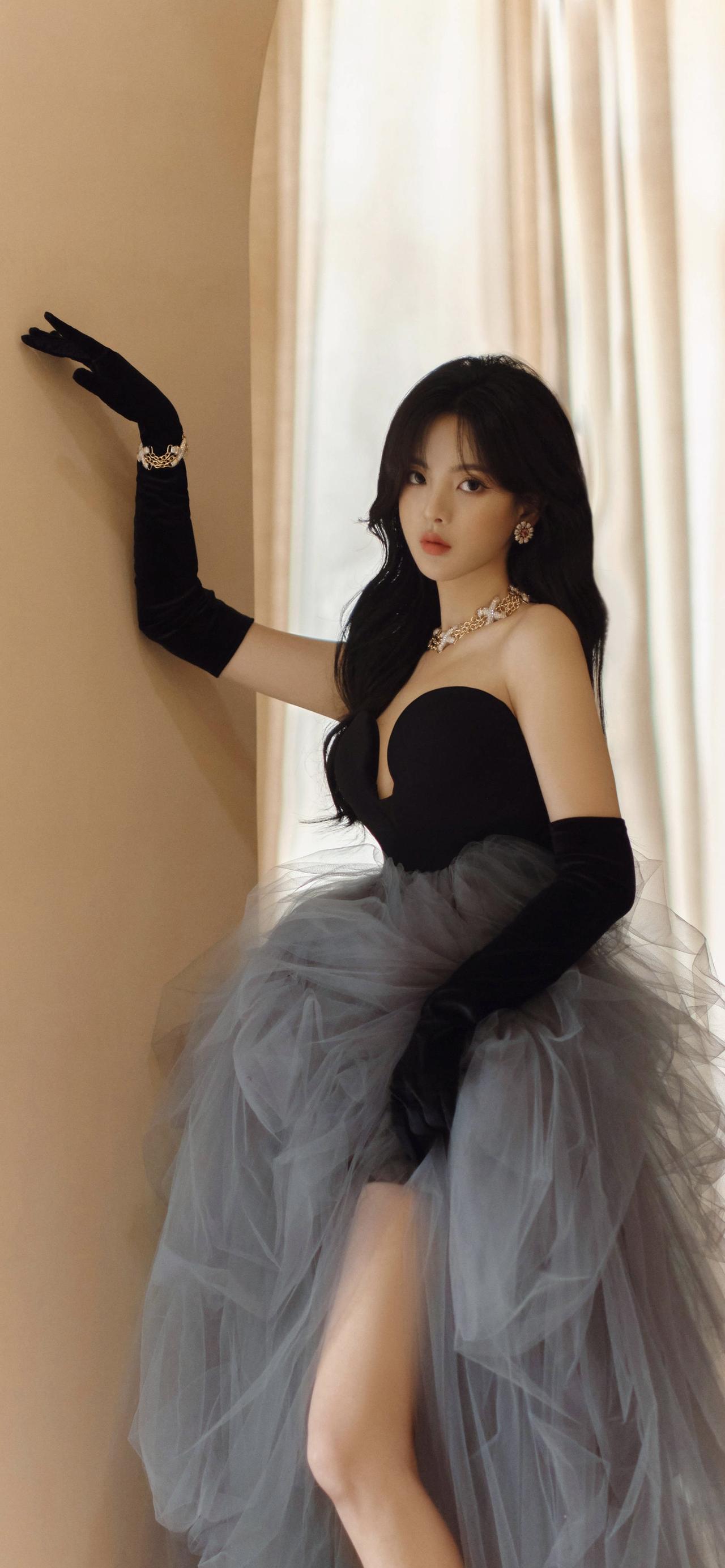 美女壁纸-第5896期-杨超越