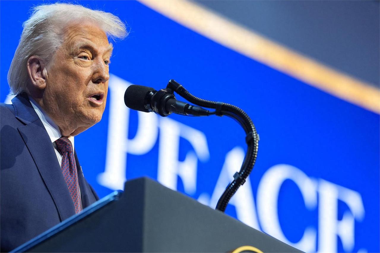 达沃斯那场“代币化是未来吗”的闭门讨论会，一位Coinbase的高管直接呛声法国