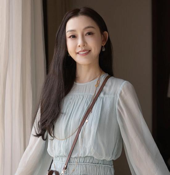 49岁，职业运动员出身，身体素质圈内出了名的好。结果呢？心梗。陈建州这事儿最
