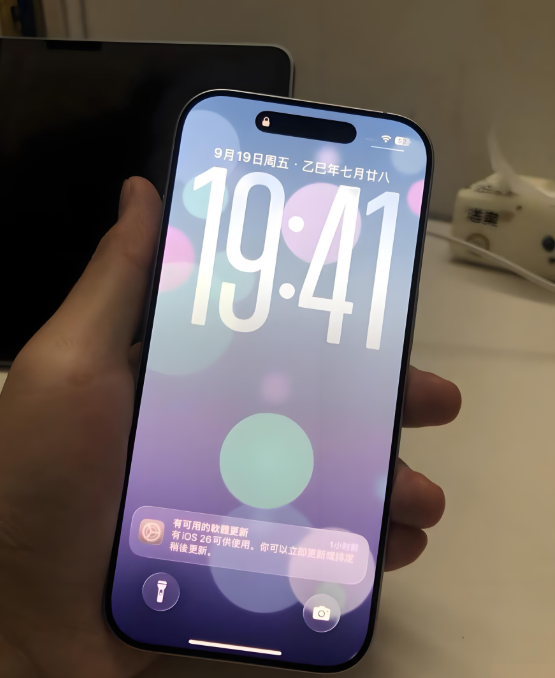 对不起mate80，不等了！手握iPhone14，计划更换搭载麒麟9030的华为