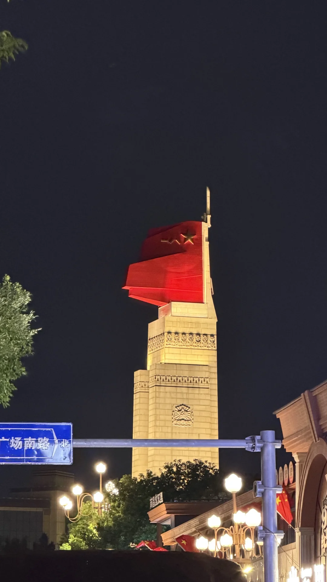 南昌让我感受到了这里的江西小炒热辣美味