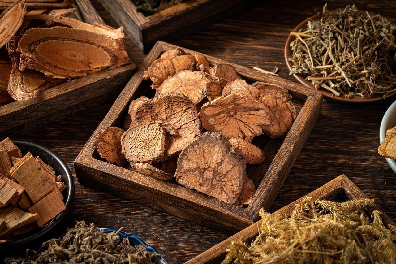 通络靠【血】，复元靠【气】！脑梗康复重气血，有一方，通络复元 1、为何通络需