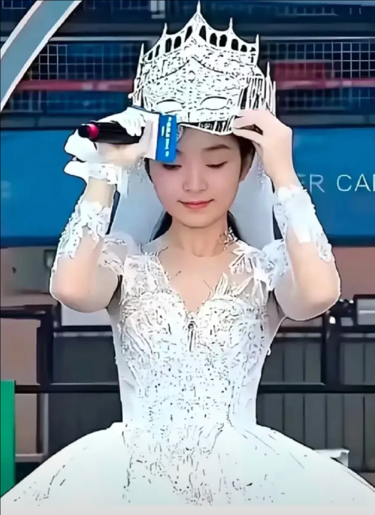 旺仔小乔，抖音终于出手了，太狂了，把自己玩没了吧，从2300多万粉丝，现