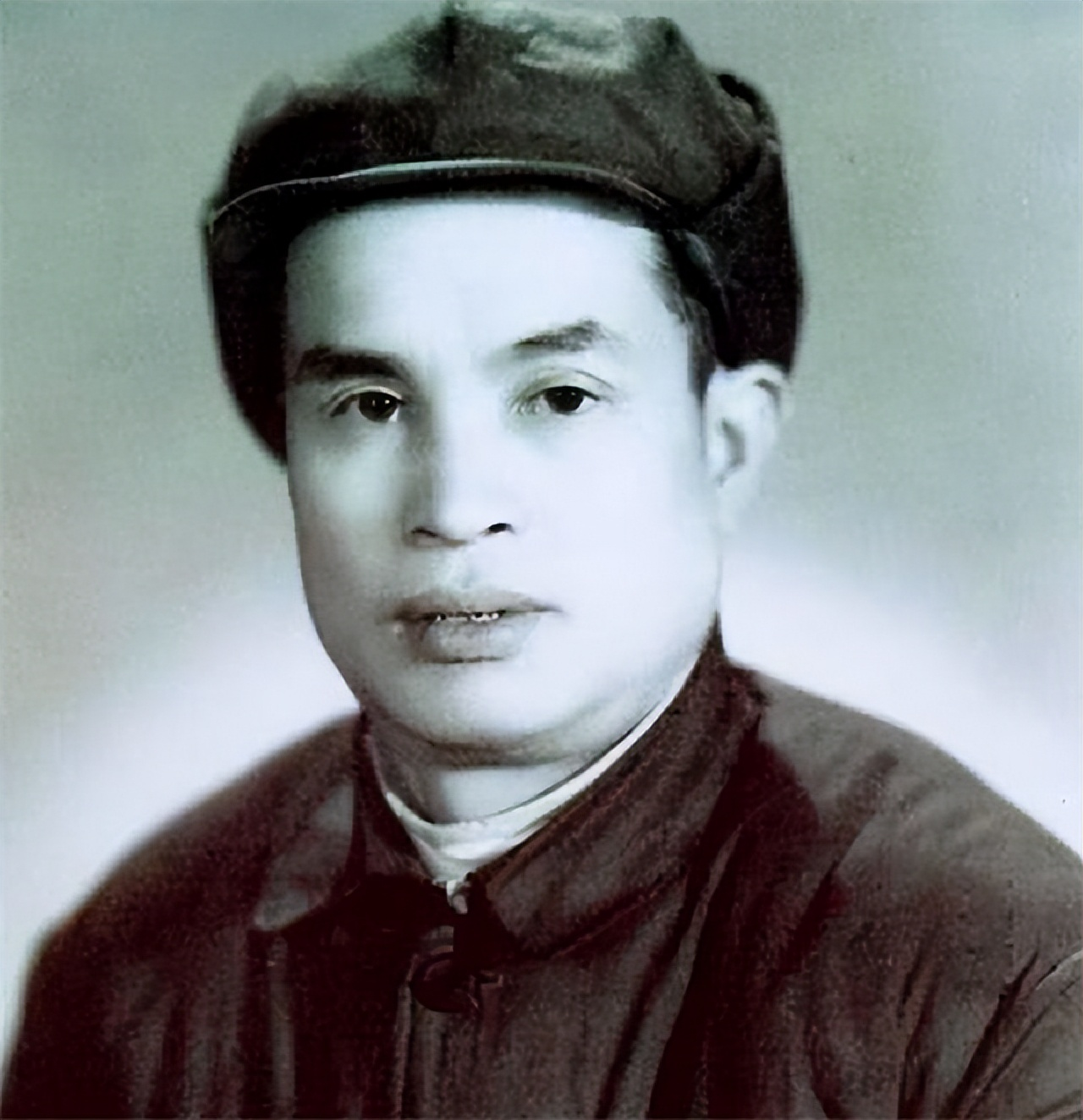 1936年，毛主席的一名警卫员生病住院，人还活着却被医生送到了太平间，毛主席知晓