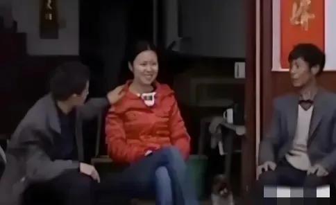 2008年，湖南一女子天生聋哑22年，嫁给一个疼她的丈夫，一日丈夫说：“我出去打