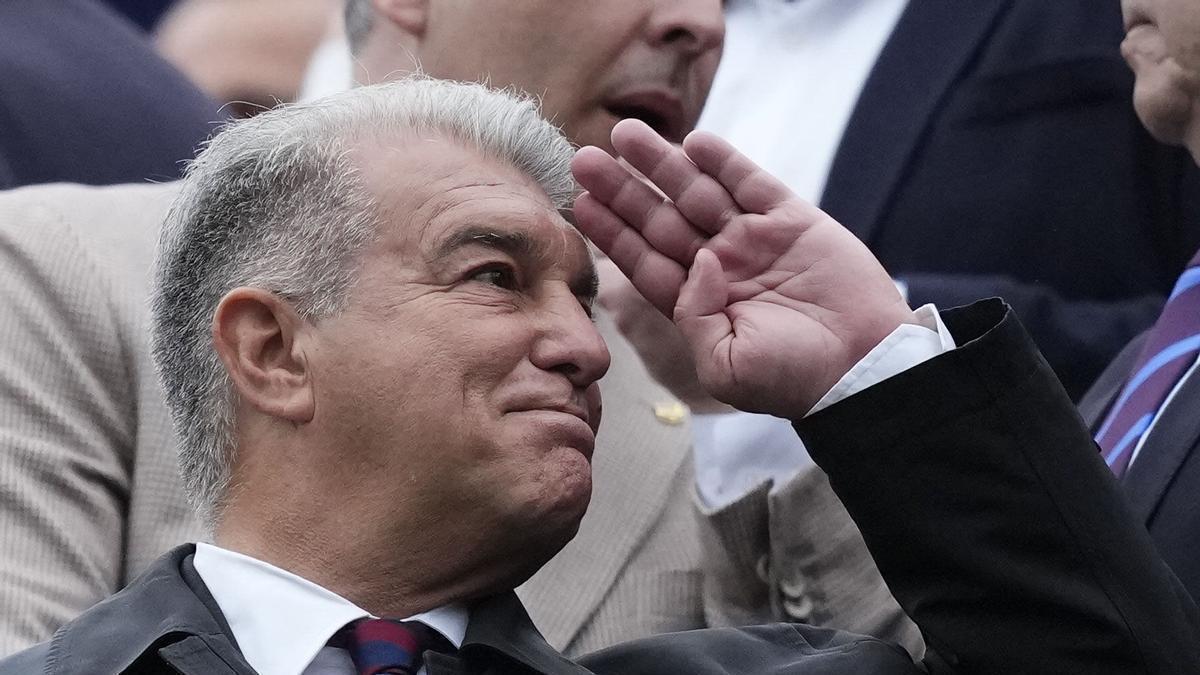 每体：巴萨领导层内部有信心，他们正在全力以赴，争取完成一笔价值约8000万至90