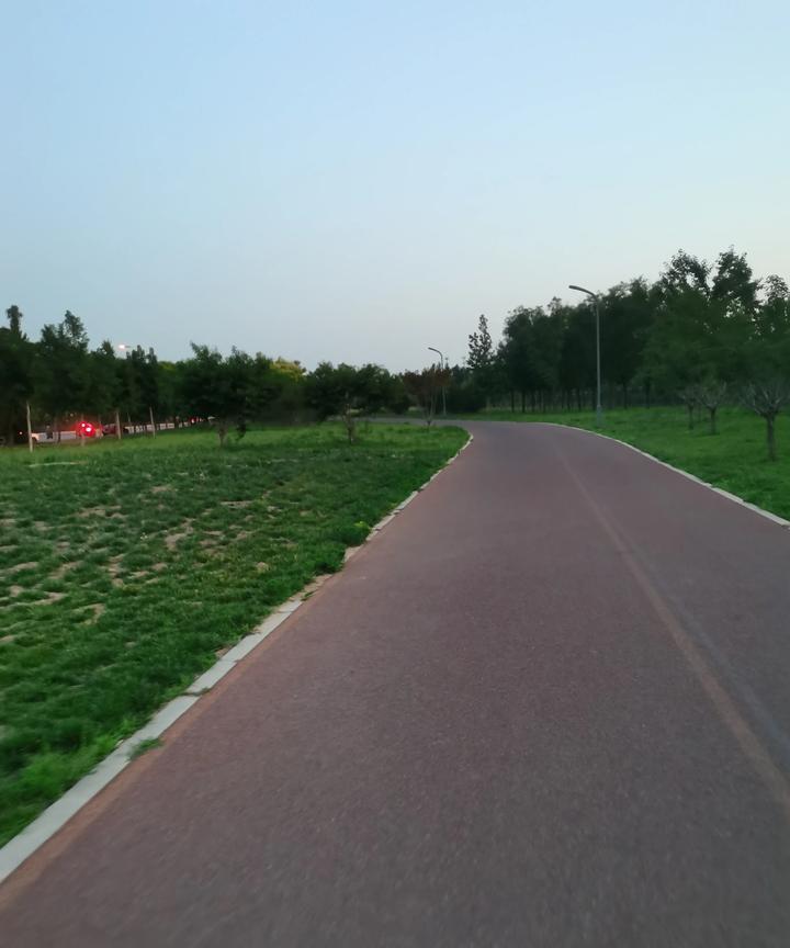 三环骑行34.95KM。[大笑][大笑][大笑]