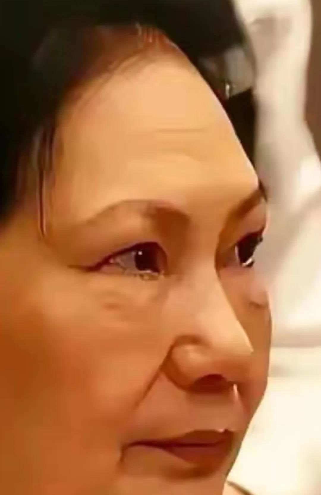 黄妈最新发文始终没说到关键点，始终只是隔靴搔痒。人们始终关心的是：1