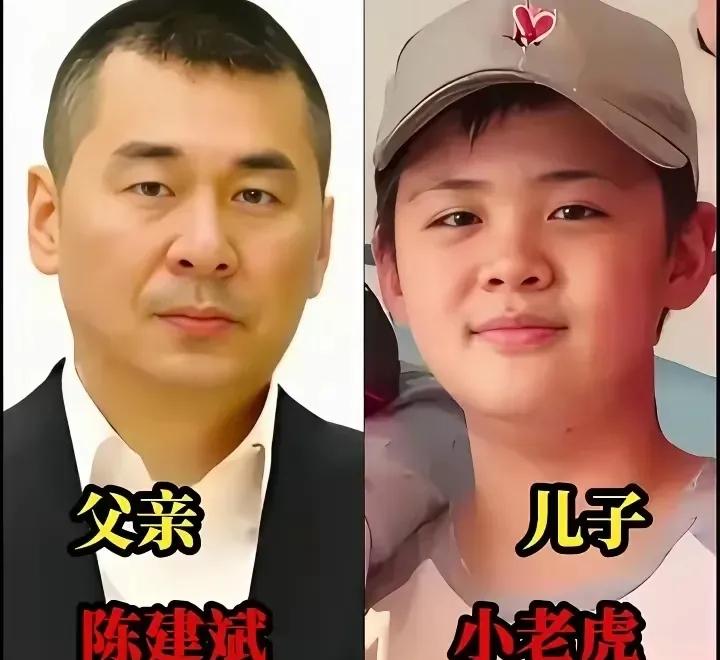 陈建斌与儿子小老虎，父子二人皆帅气洒脱，儿子似有超越父亲之势。黄晓明和儿子小海绵
