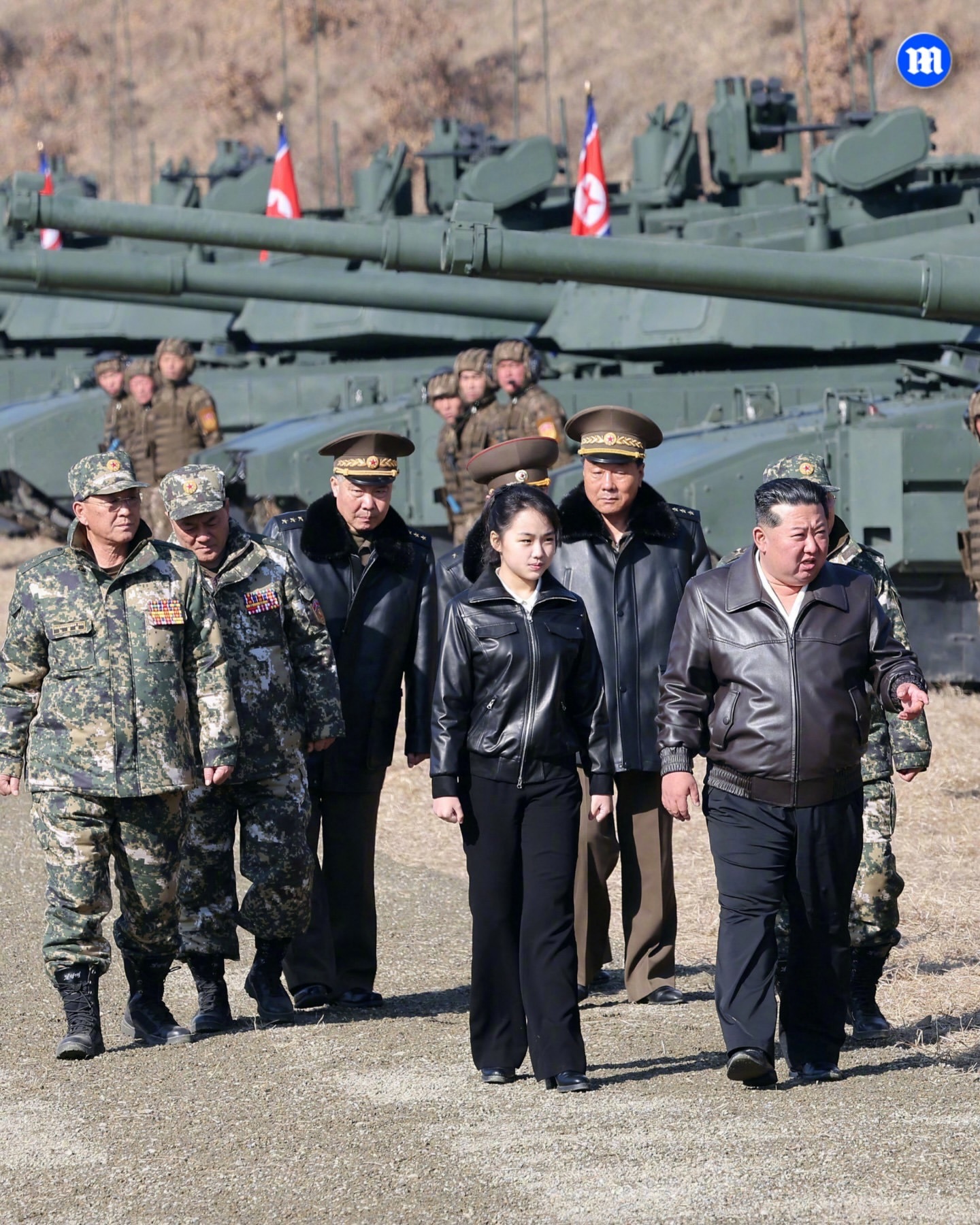 对这个12岁的女儿（金主爱）真的是重点培养啊，这个女儿即像妈妈也很像爸爸，越长越