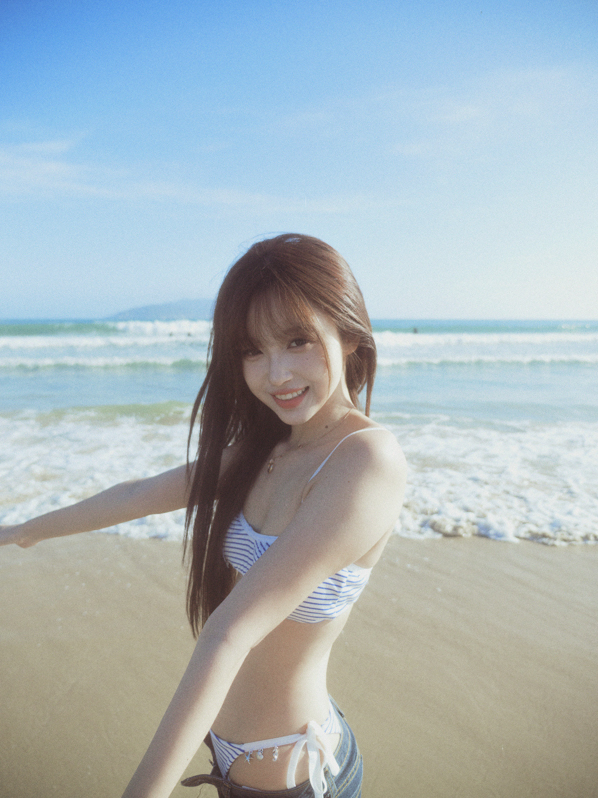 写信告诉我今天海是什么颜色