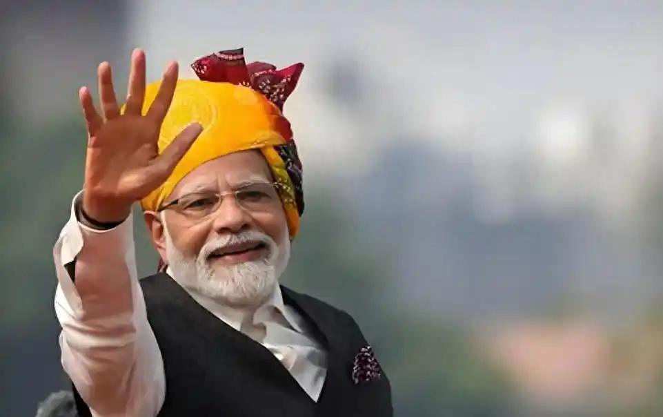 印度人口成世界第一后，移民潮那是相当汹涌。美欧、加拿大、澳大利亚成了他们的移民