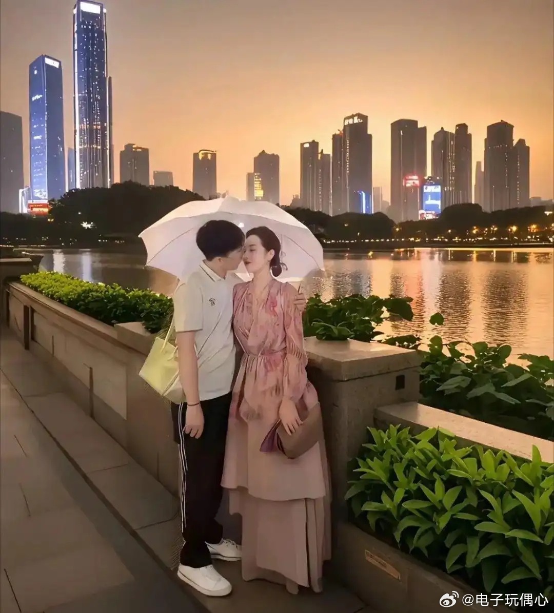 现在的年轻人真是一点弯路都不想走了啊