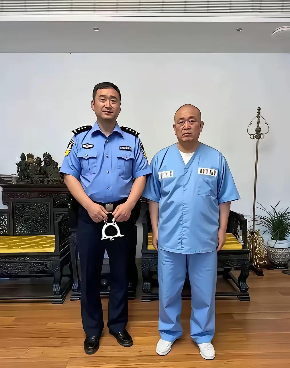不出意外的话以后没有少林寺方丈、住持的释永信了只有凡夫俗子刘应成了…不知道