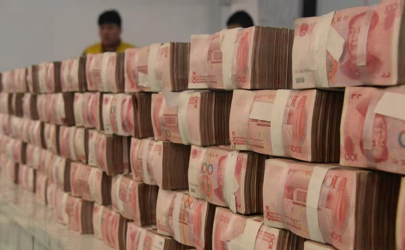 普通人存100万需要多长时间?1、一个月存1000，需要84年2、一个月存200