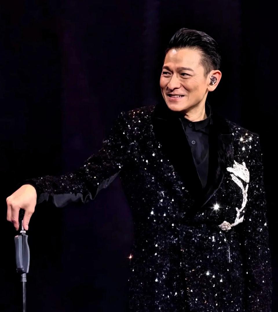 一场提前知会的狂欢，怎么就成了大型“错过现场”回忆？说的是刘德华，华仔，九月二