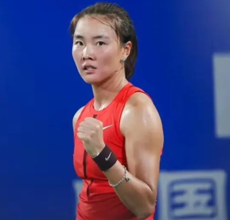 袁悦说出中国网球选手为什么就是赢不了比赛？袁悦在宁网期间接受媒体采访，她说我