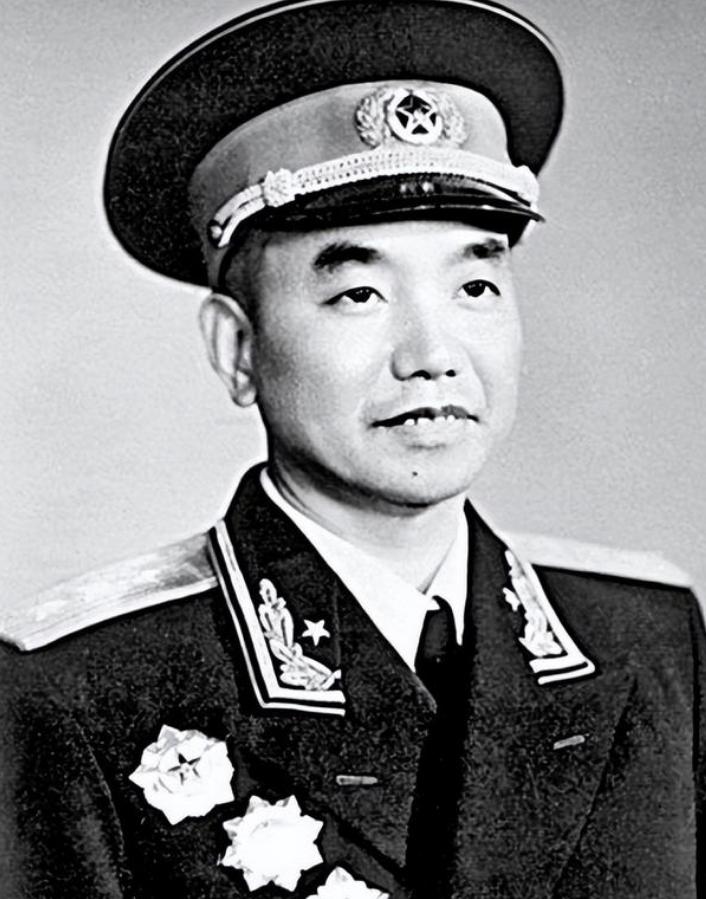 萧克存有争议！但为何仍能“镇”上将？1955年9月27日下午，中南海国务院礼