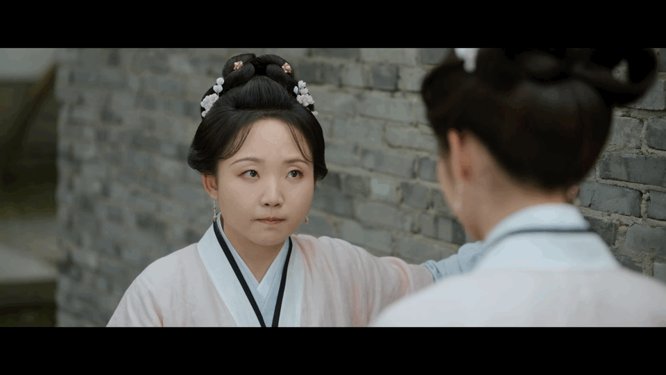以为是穷凶结果是极饿艾四喜假怀孕的事还是暴露了​​​