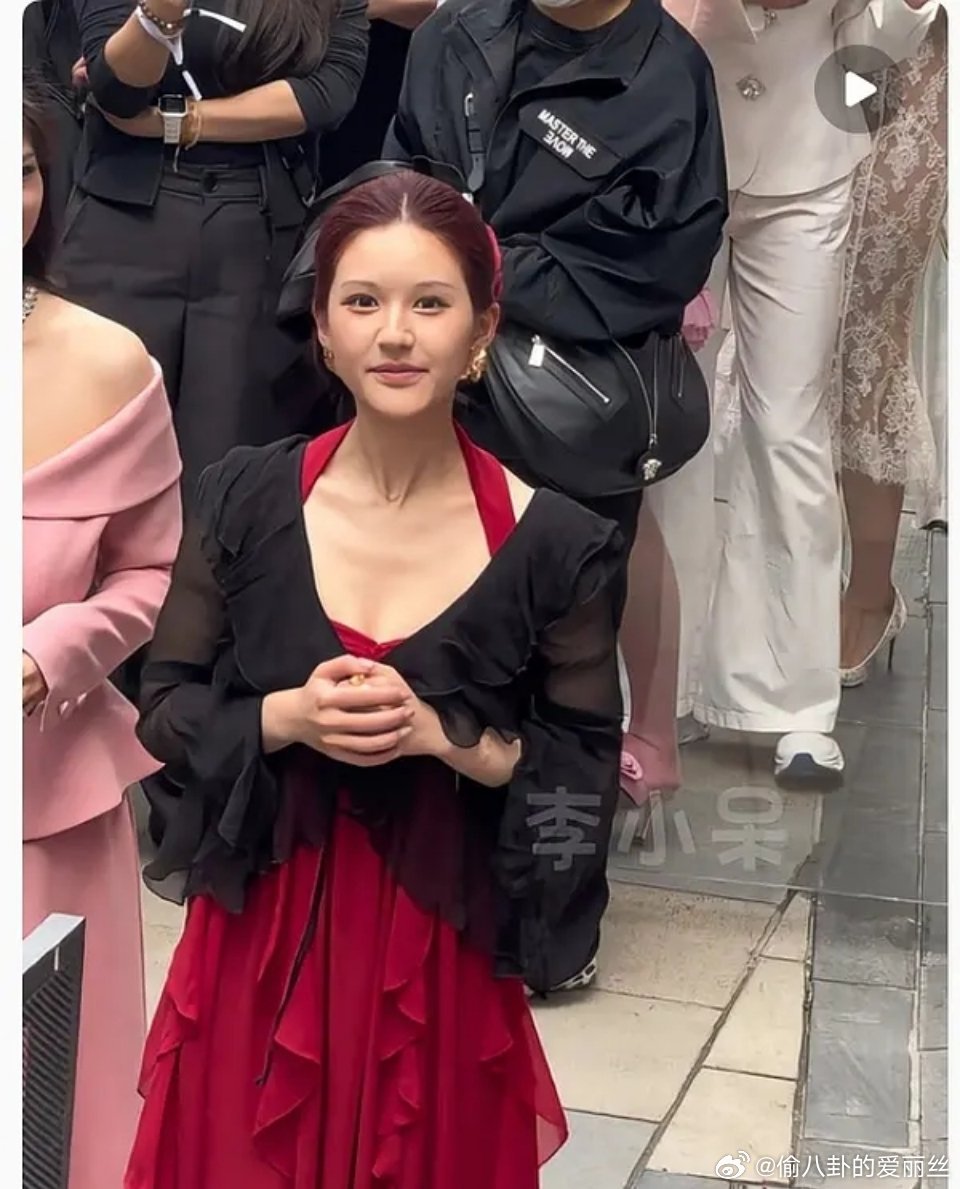 不带主观评判，只客观从电影质量的角度出发，赵露思现在的脸还能演什么