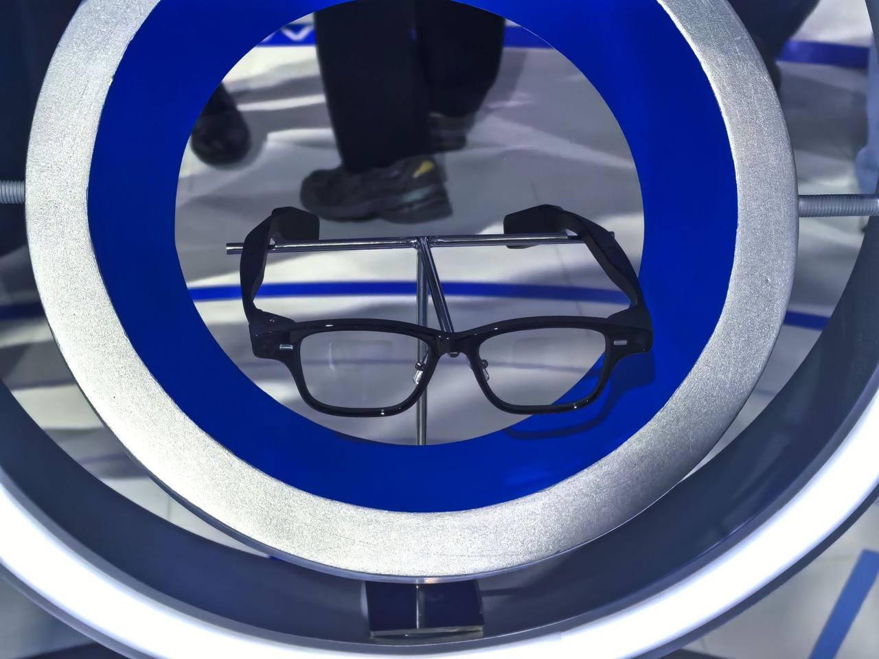 当一款革命性硬件破茧而出，背后往往是整条产业链的集体智慧共振。阿里夸克近期推