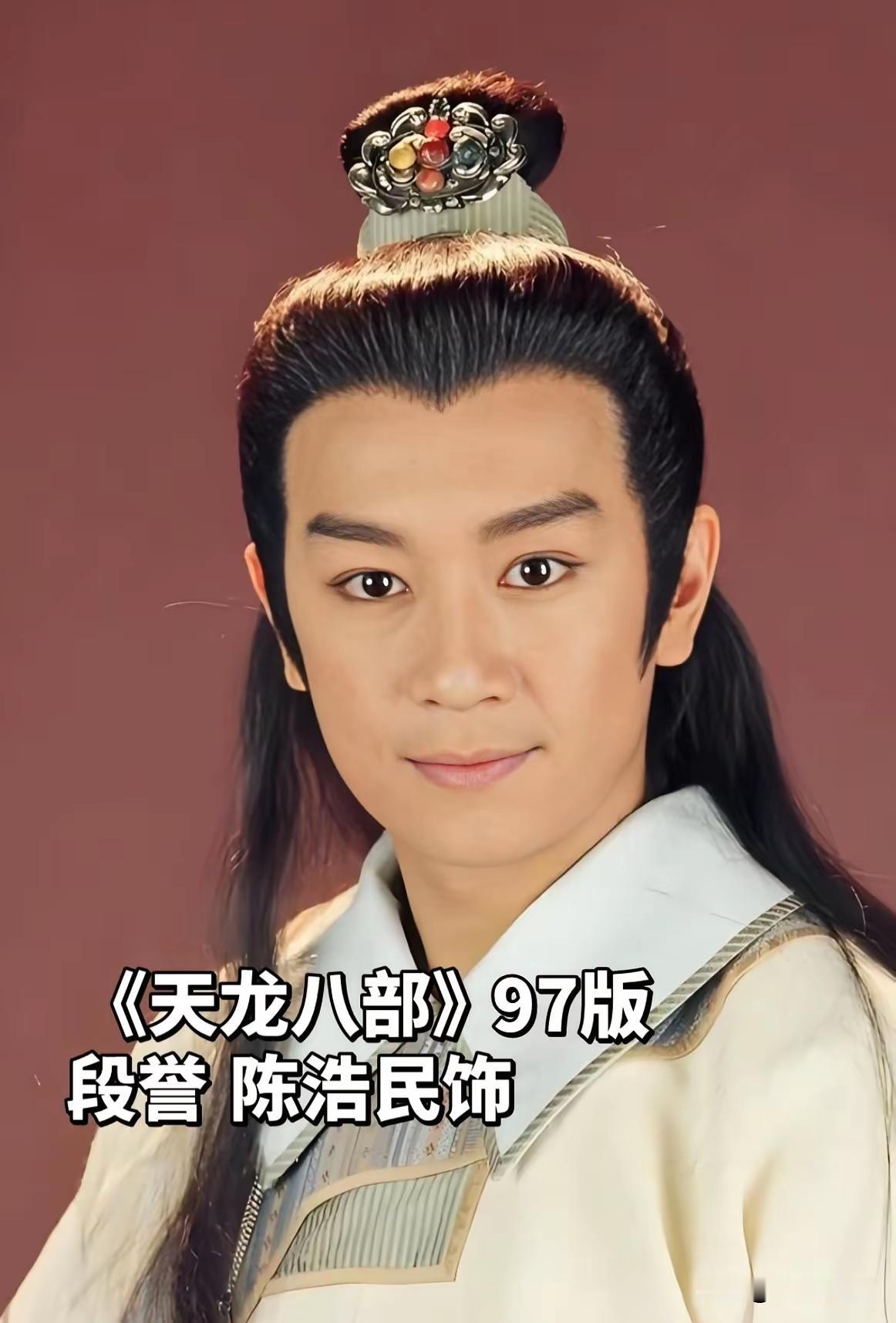 八零后的武侠梦如今很难再看到这般群像盛宴，当年的演员兼具颜值与演技，一颦一