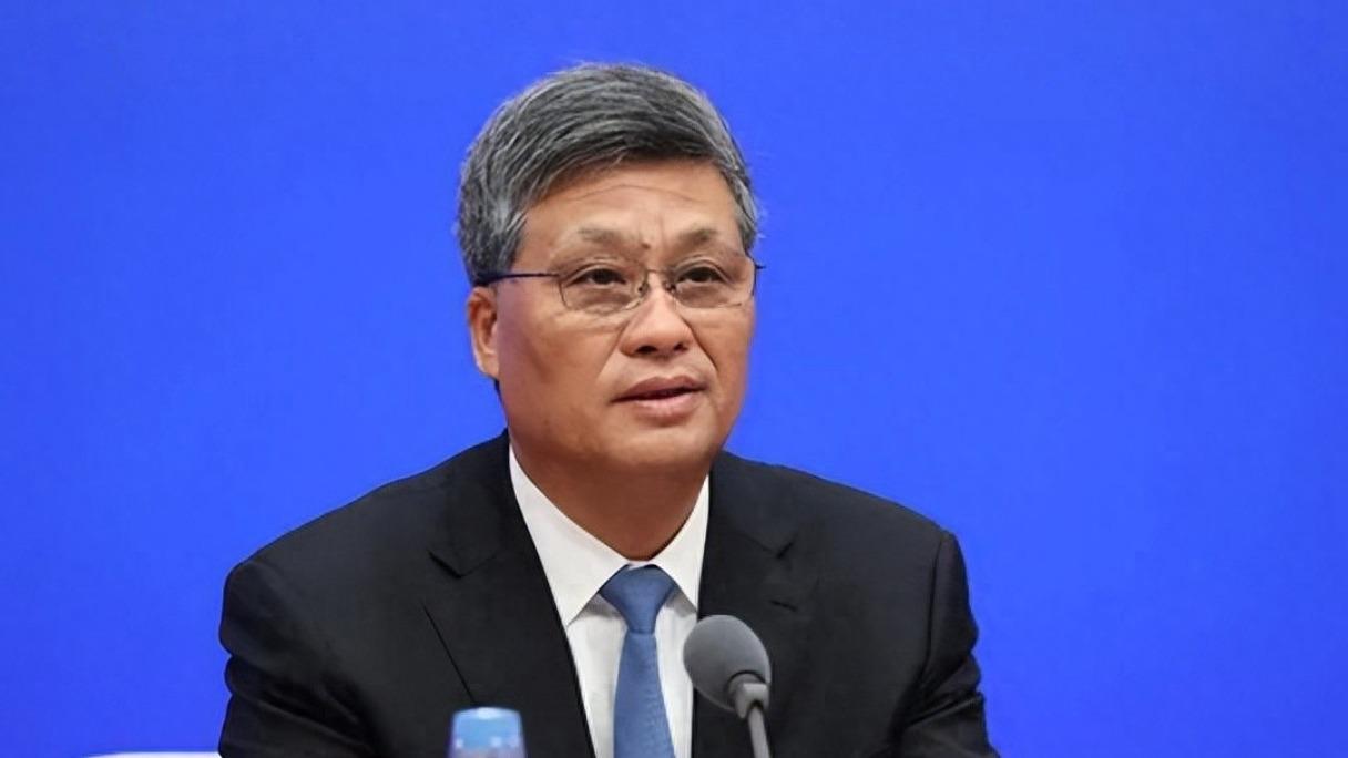 马兴瑞案最值得盯的地方，不是他本人收了多少，而是谁在替他收。7月14日中央纪
