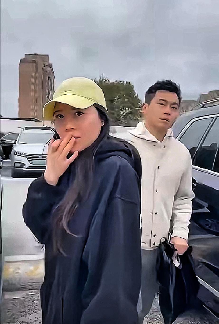 别再被“出轨是两个人的事”这种鬼话骗了！当原配温柔的声音开始颤抖，那不是软弱，而