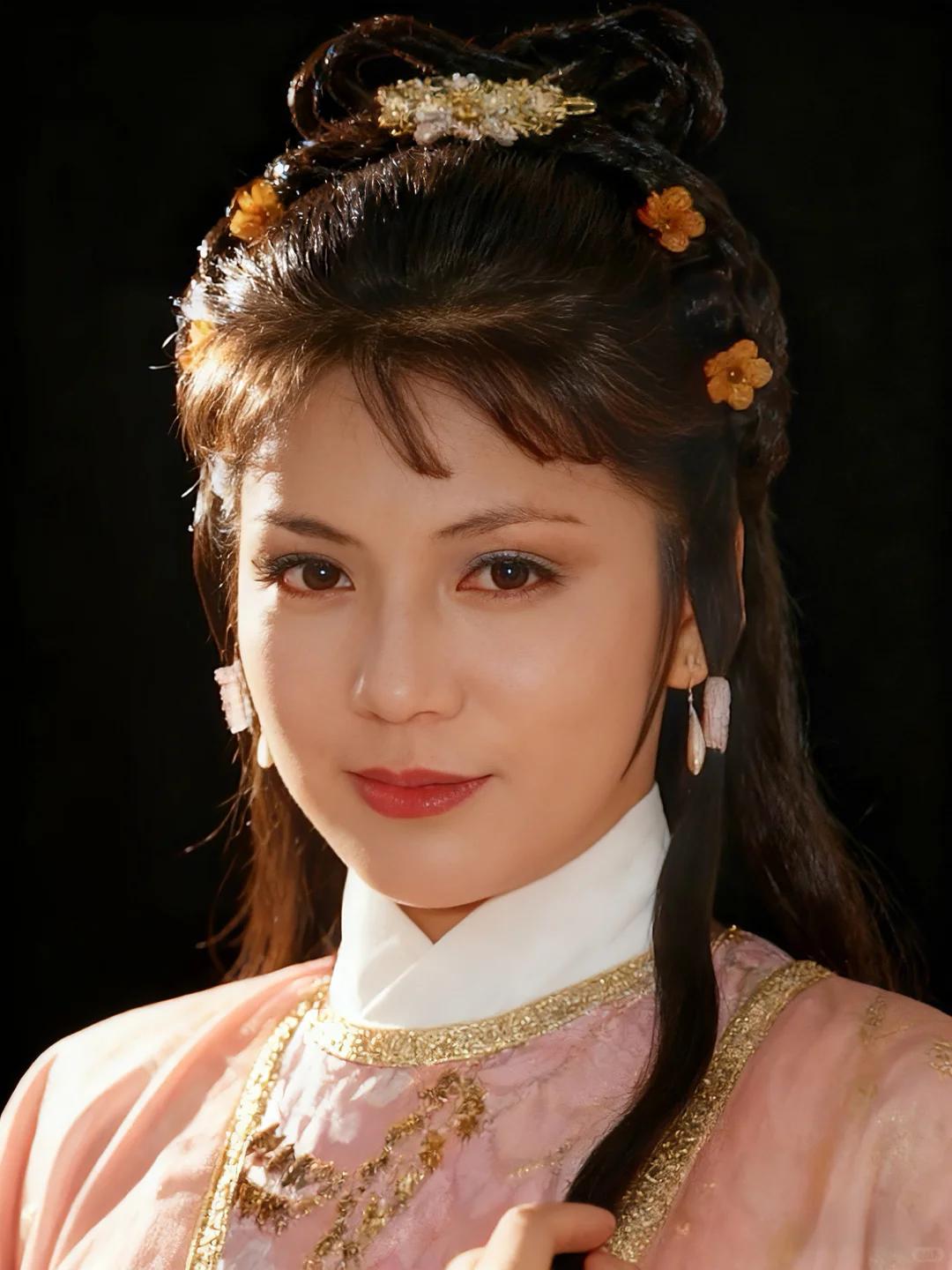 为啥完颜洪烈明知杨康不是亲儿子，还对他那么好？其实换谁都得疼！首先杨康是自己