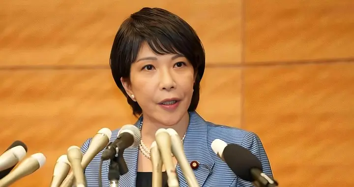 中方代表团登北方四岛! 高市早苗直接急了, 我国外交部一句话回击