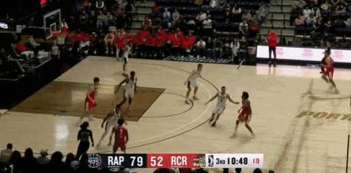 真是个好现象啊杨瀚森现在内线打得越来越硬朗了今天G联赛混音对阵猛龙905的比