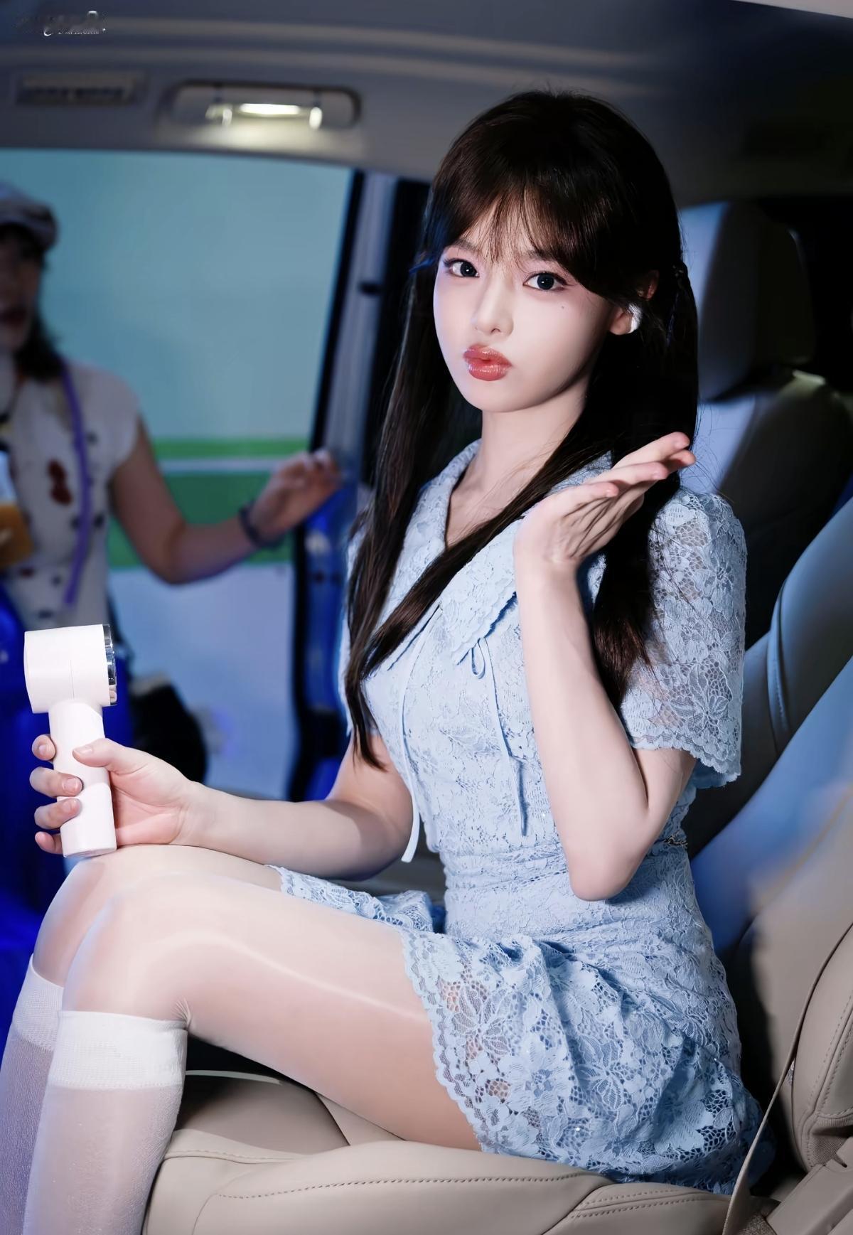  黄霄雲，风里永远有属于你的舞台，也永远有我们的偏爱[比心]舞台上是开口即惊艳的