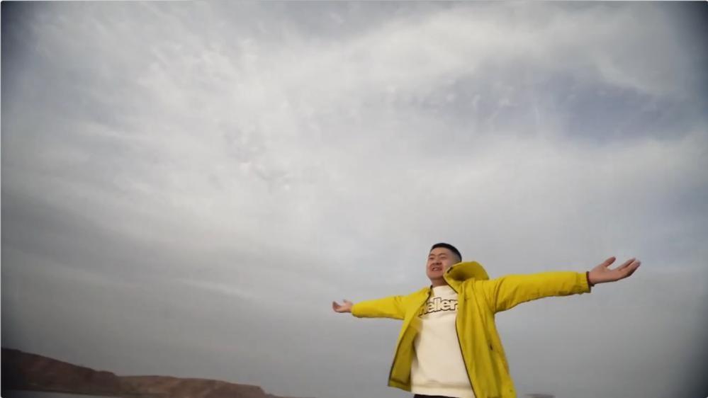 山东小伙寻亲二十年，结果发现生父早躺微信列表！这剧情比电视剧还魔幻——三十五岁的