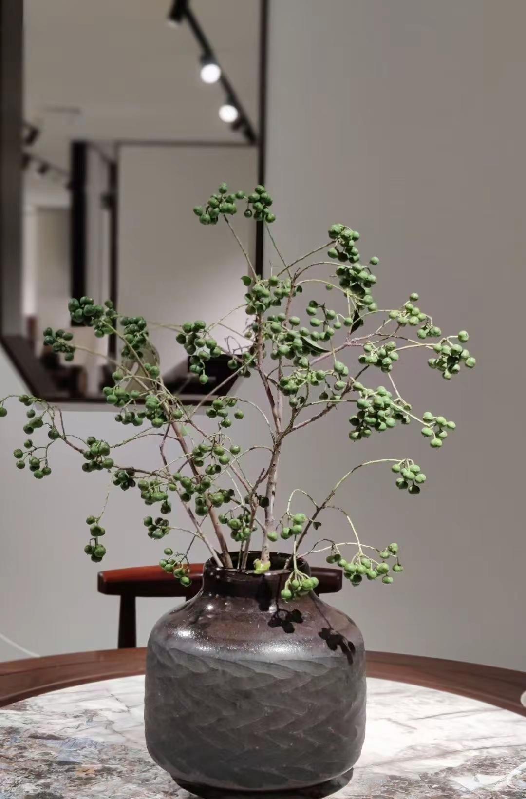 生活之美本是心安自在。过日子，先顺自己的心。舒服、通透、清净，人自在，日子也清