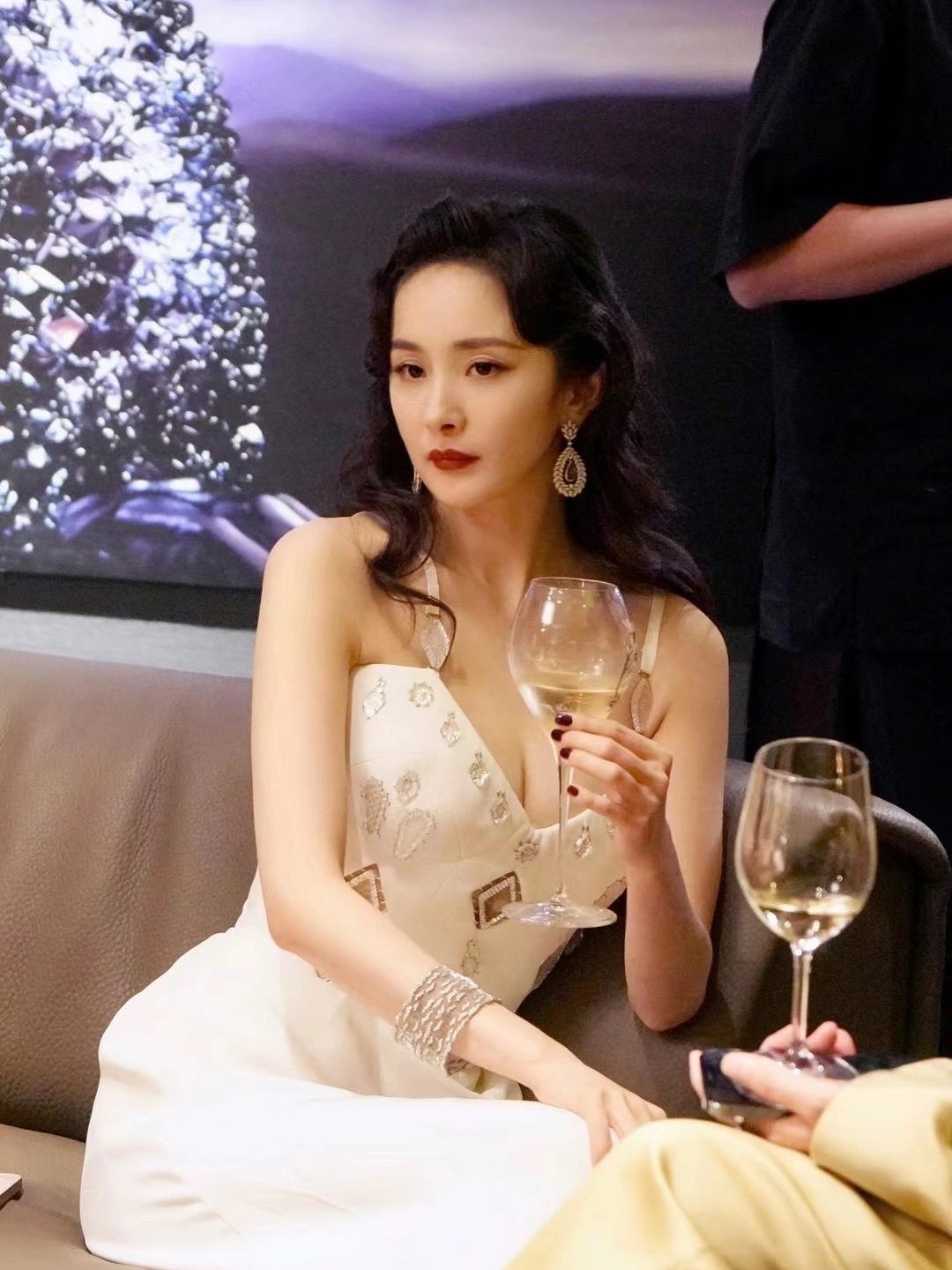杨幂2021Vogue活动妆造图集​​​