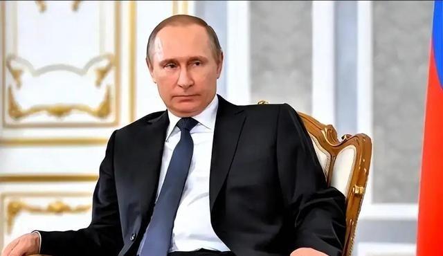 打到现在，俄罗斯终于看明白了！他可以炸乌克兰的城市，可以打掉乌克兰的电网，却炸不